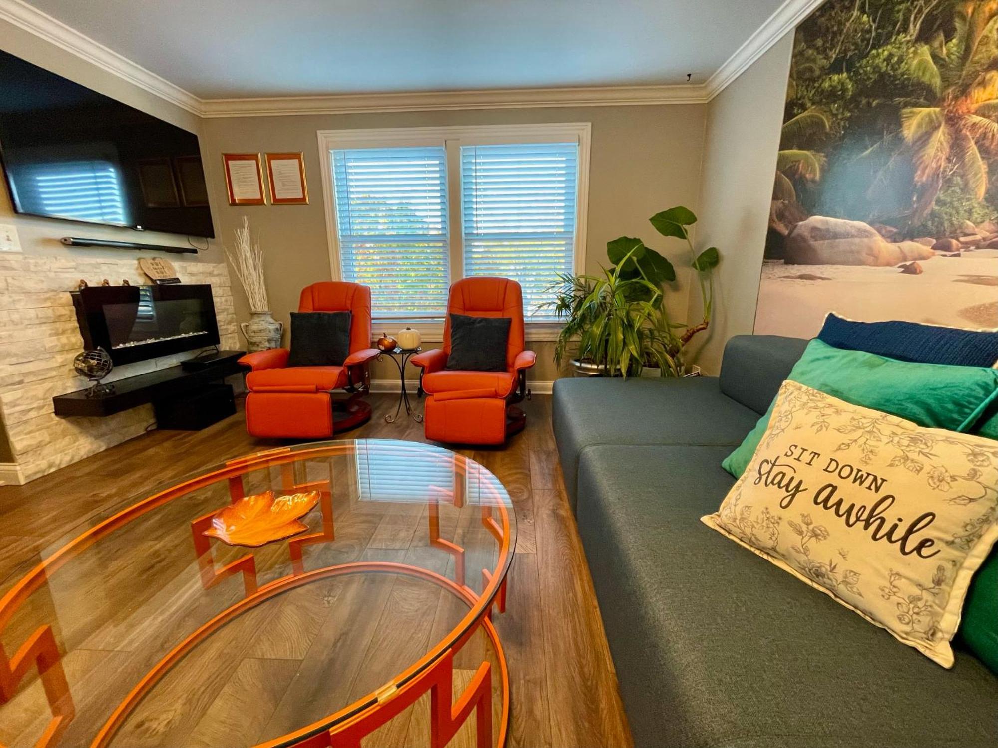 Schaumburg Paradise Oasis With A Secret Garden And Private Pool Extérieur photo